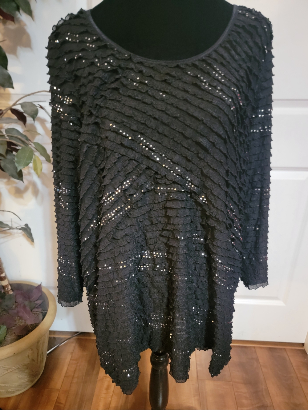 Women’s Black Scoop Neck Sequin Ruffle Sweater